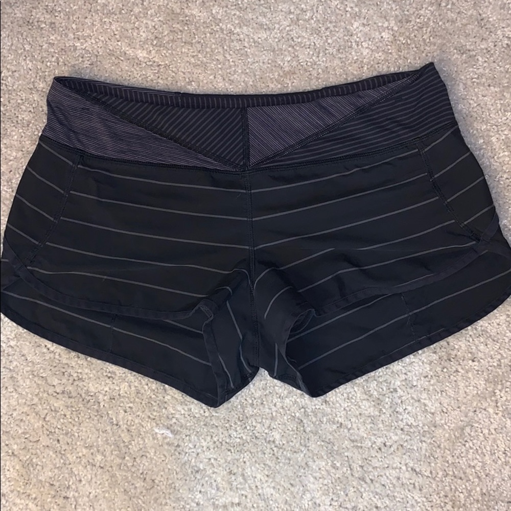 RARE COLOR - Lululemon speed up shorts